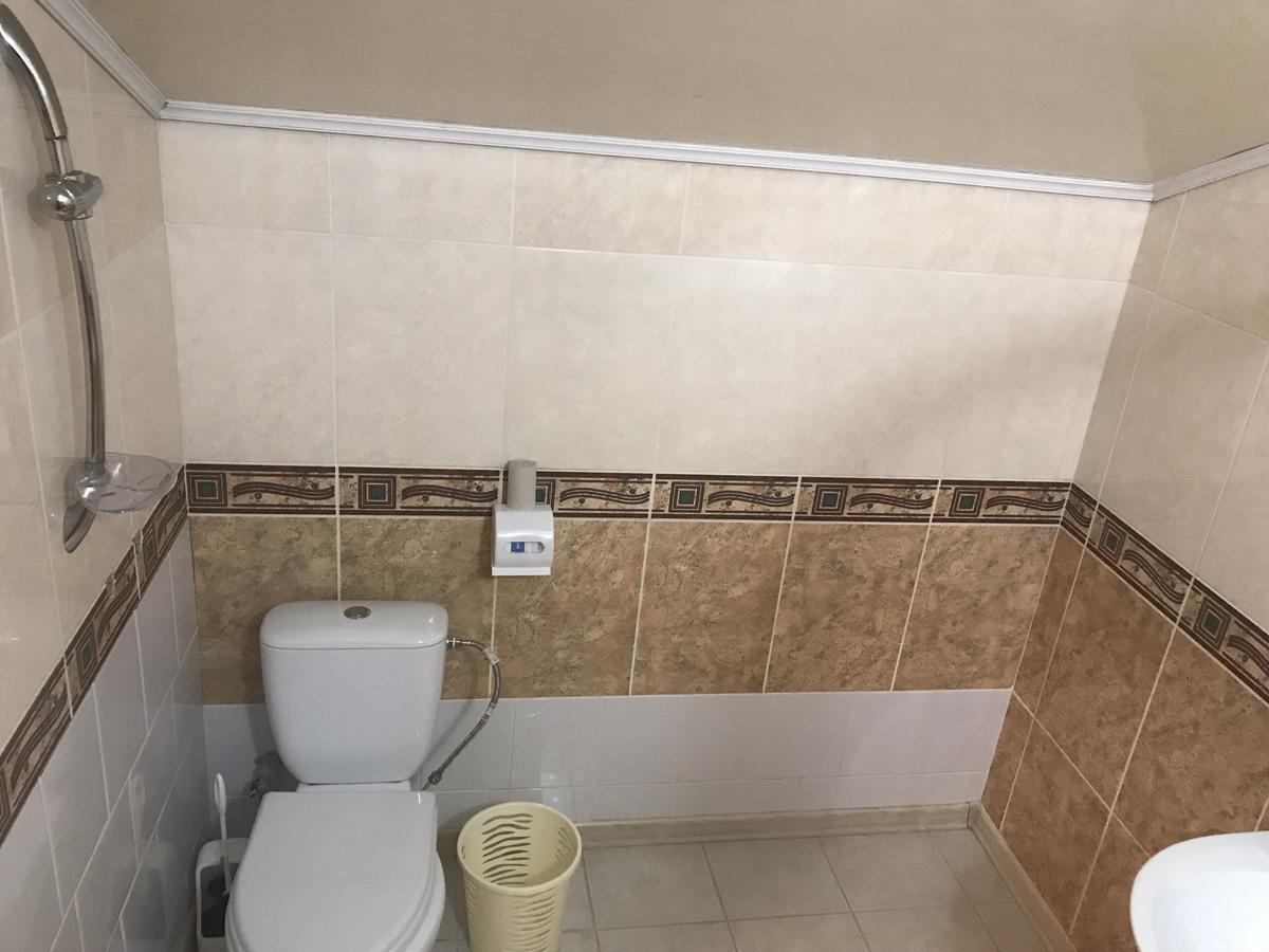Котедж "Relax" Mîkulîciîn Exterior foto